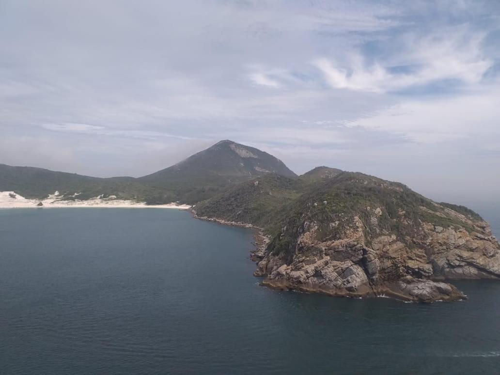 Vila Kitnet Da Izumi Cabo Frio Exteriér fotografie